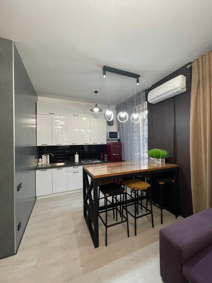 Vel Люкс Apartment Chernivtsi Exterior photo
